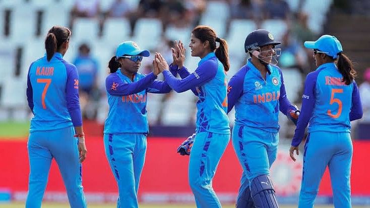 <div class="paragraphs"><p>Women's T20 WC 2023: सेमीफाइनल में भारत और ऑस्ट्रेलिया की भिड़ंत</p></div>
