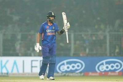 <div class="paragraphs"><p>IND Vs AUS: भारत ने ऑस्ट्रेलिया को 5 विकेट से हराया, केएल राहुल ने जड़ा अर्धशतक</p></div>