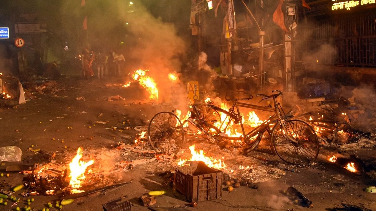 Howrah Violence on Ram Navami: हावड़ा और नॉर्थ दिनाजपुर में रामनवमी जुलूस के दौरान 2 समुदायों के बीच हिंसा हुई थी.