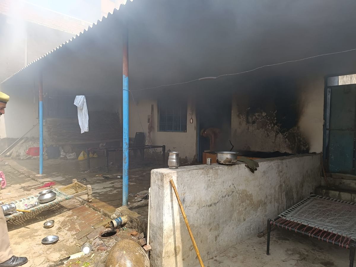 मेरठ: विशु हत्याकांड के आरोपियों के घर तोड़फाड़-आगजनी,164 लोगों के खिलाफ FIR