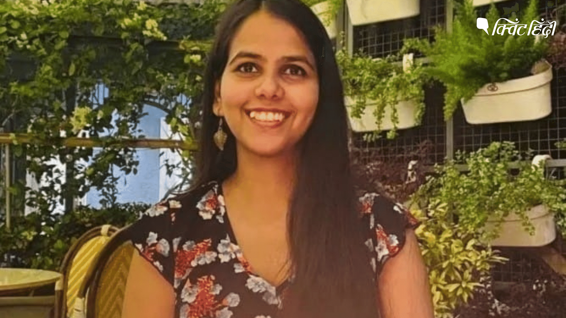 <div class="paragraphs"><p>Ishita Kishore बनीं UPSC 2022 टॉपर, DU से ग्रेजुएशन, 2 साल तक कर चुकीं हैं नौकरी</p></div>