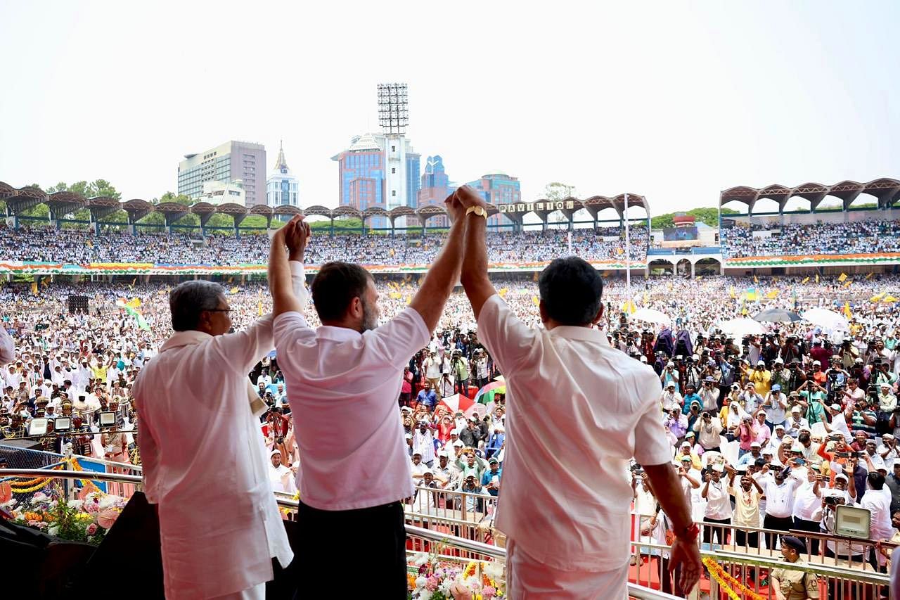 <div class="paragraphs"><p>Karnataka CM Oath Ceremony</p></div>
