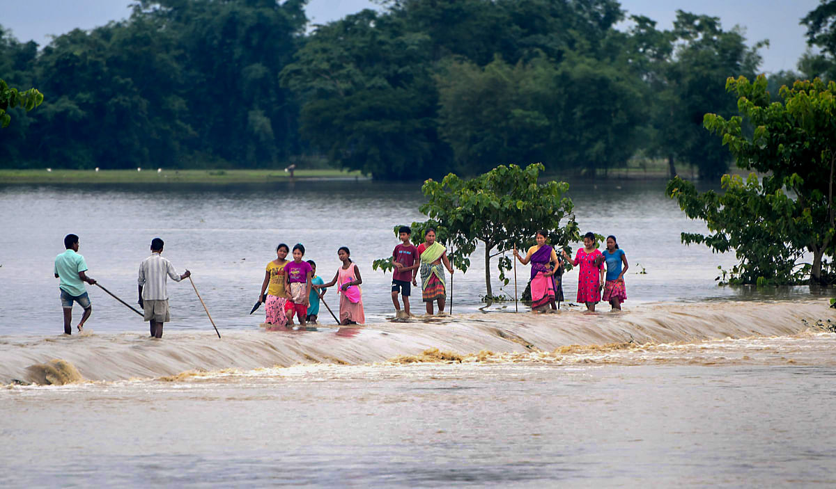 Assam Flood: गुवाहाटी में आईएमडी के क्षेत्रीय मौसम विज्ञान केंद्र ने 22 और 23 जून के लिए  'येलो' अलर्ट जारी किया है.