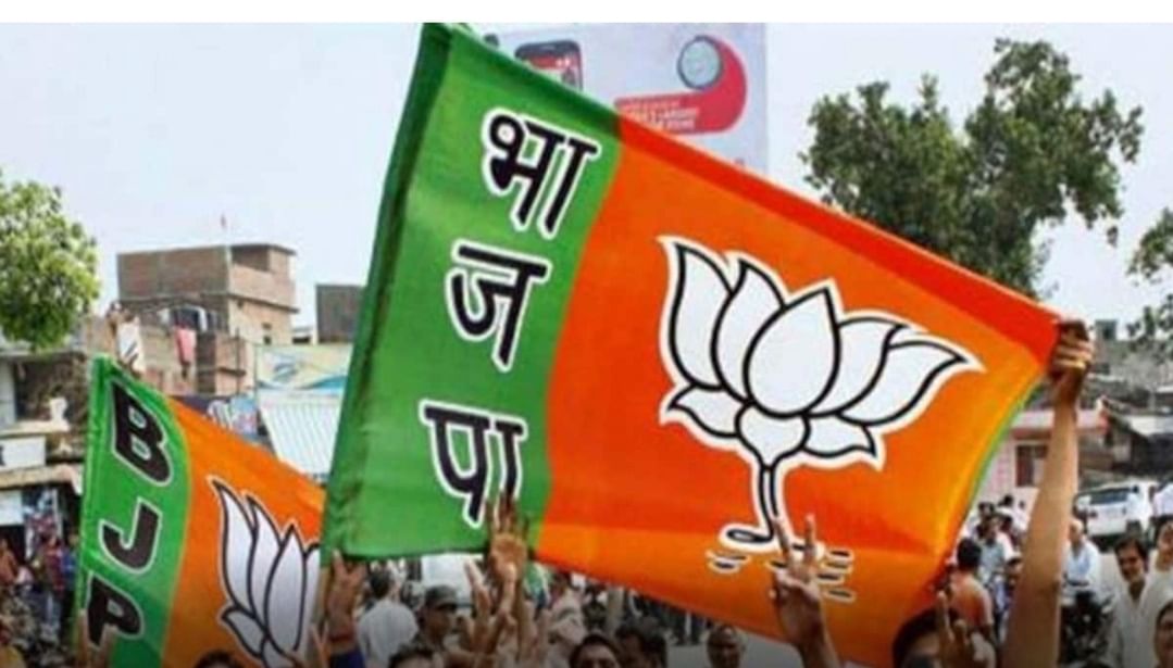 कर्नाटक विधानसभा चुनाव में करारी हार के बाद बीजेपी कर रही है मंथन
