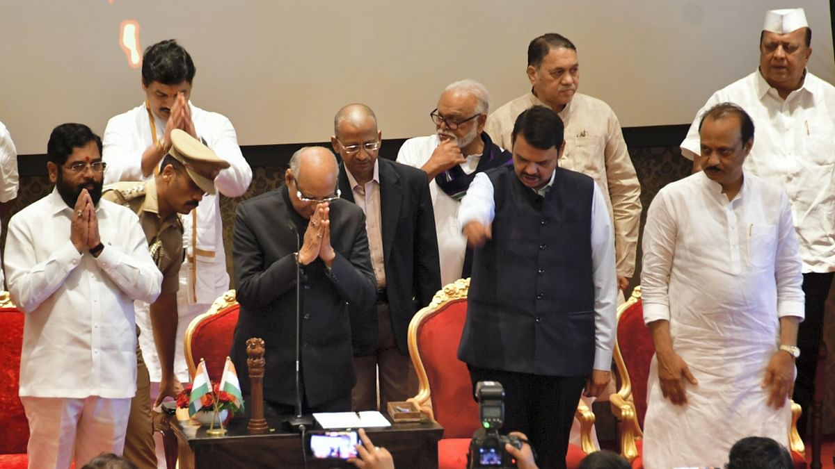 Maharashtra Politics: अजित पवार बने डिप्टी CM-भुजबल सहित 8 MLA बने मंत्री Photos