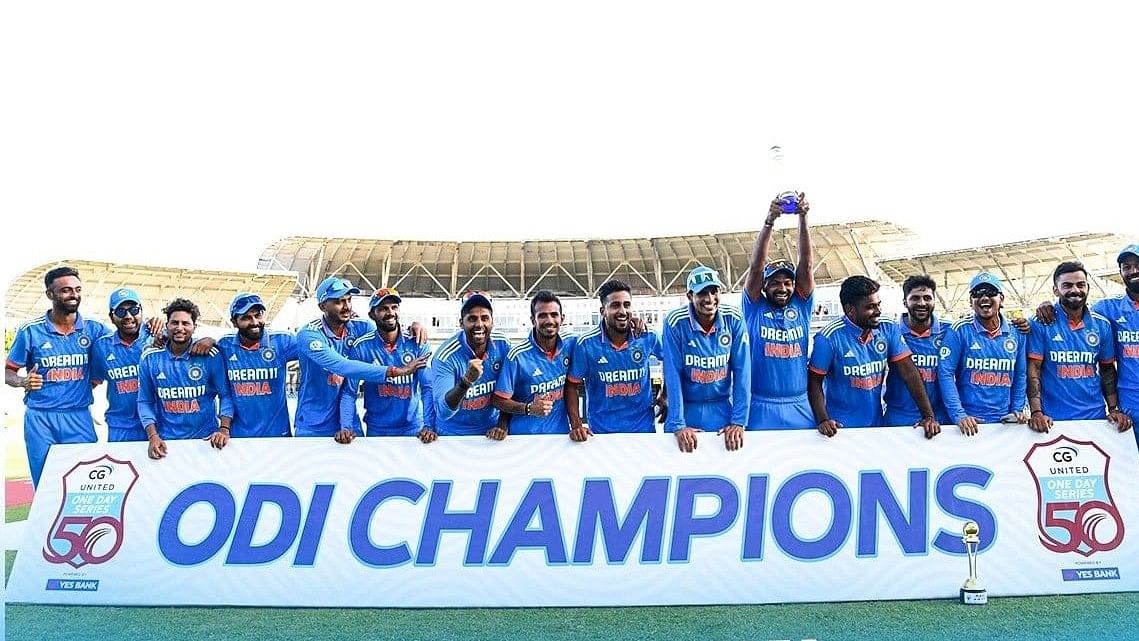 IND Vs WI: भारत ने वेस्टइंडीज को 200 रनों से दी मात, 2-1 से जीती सिरीज, Photos