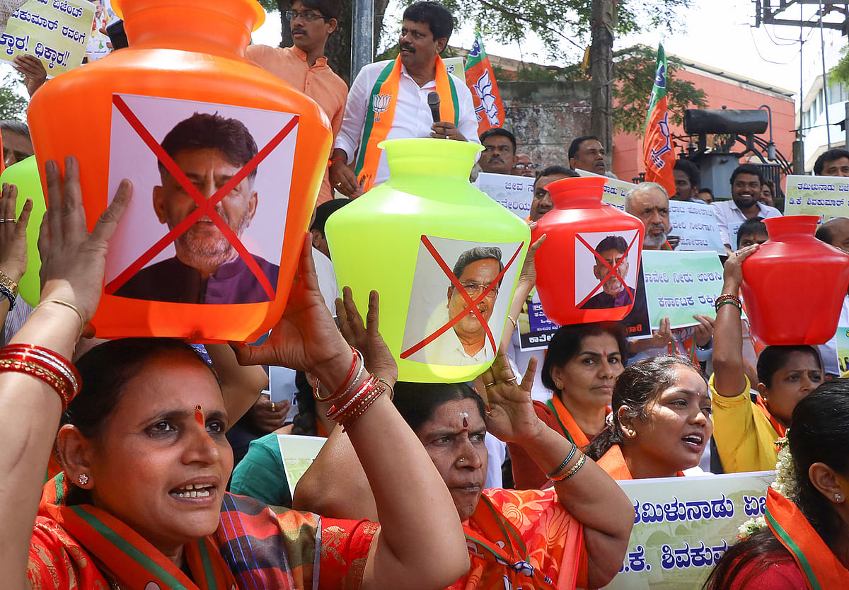 Cauvery Water Dispute Explained: एसोसिएशन्स मांग कर रहे हैं कि सिद्धारमैया के नेतृत्व वाली राज्य सरकार तमिलनाडु को पानी न दे.