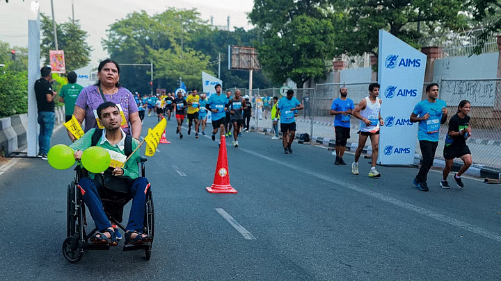 <div class="paragraphs"><p>Delhi Half Marathon:दिव्यांग से लेकर वरिष्ठ नागरिक तक मैराथन में हुए शामिल Photos</p></div>