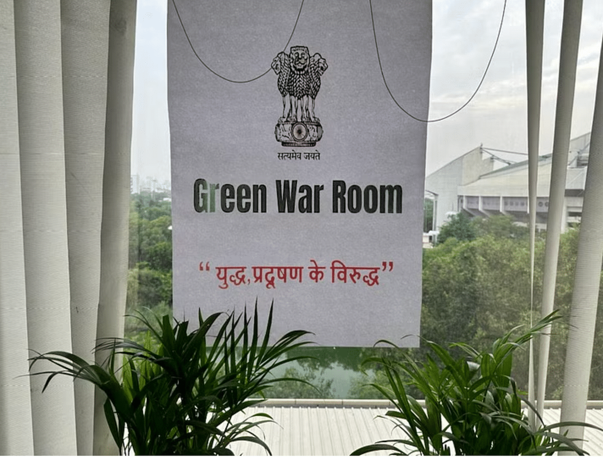 फिट ने दिल्ली पॉल्यूशन कंट्रोल कमिटी के ग्रीन वॉर रूम का दौरा किया ताकि उनके काम को और अच्छी तरह से समझा जा सके.