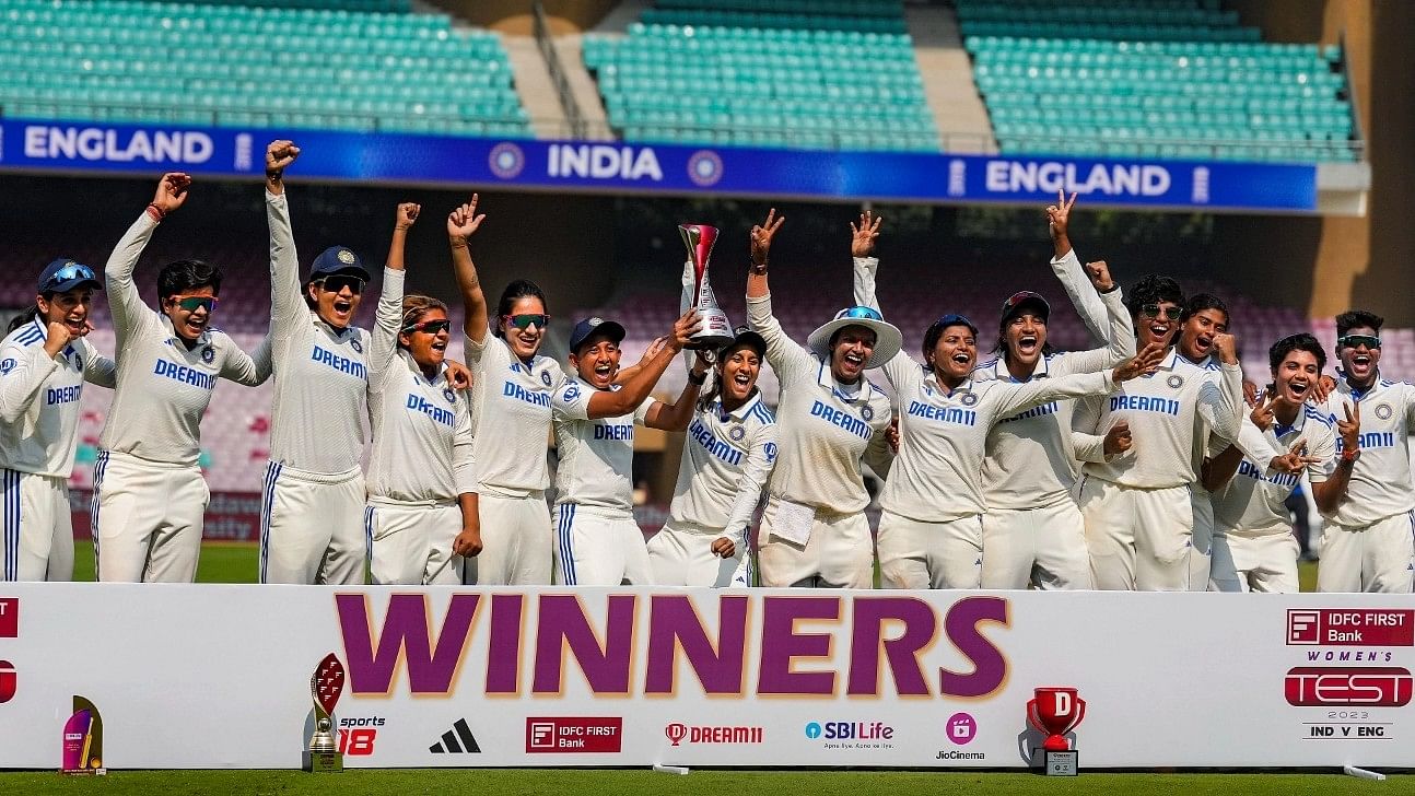 <div class="paragraphs"><p>भारत ने इंग्लैंड को 347 रन से हराया, महिला टेस्ट क्रिकेट इतिहास की सबसे बड़ी जीत| Photos</p></div>