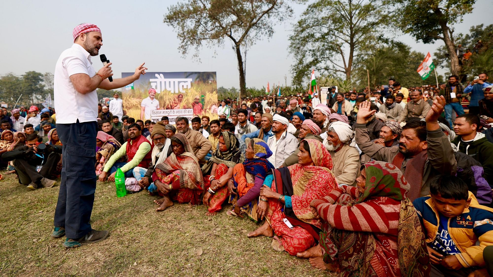 <div class="paragraphs"><p>बापू को नमन-किसानों से संवाद: बिहार में राहुल की भारत जोड़ो न्याय यात्रा । Photos</p></div>