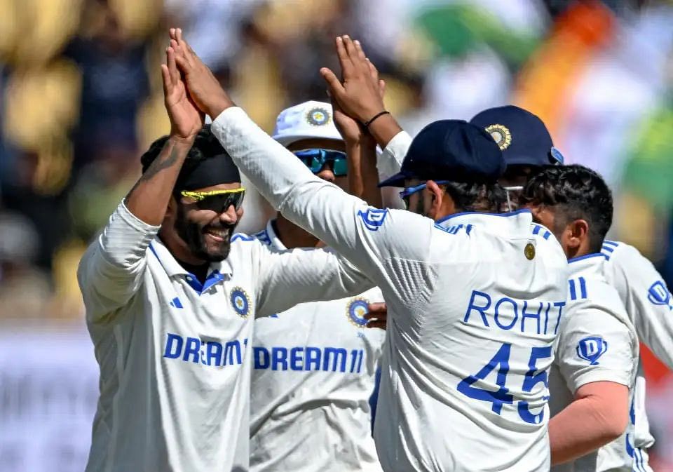 IND vs ENG 3rd Test: भारत ने राजकोट टेस्ट में इंग्लैंड को 434 रनों से हराकर 5 मैचों की सीरीज में 2-1 की बढ़त बना ली है.