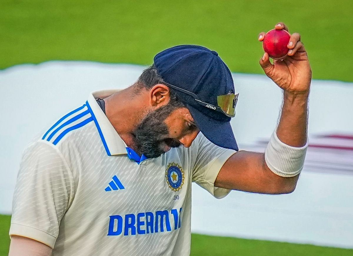 जसप्रीत बुमराह टेस्ट क्रिकेट में सबसे तेजी से 150 विकेट लेने वाले भारतीय तेज गेंदबाज बन गए.