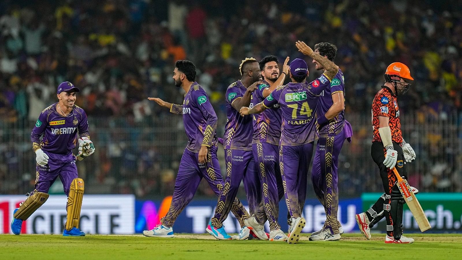 <div class="paragraphs"><p>IPL 2024 final KKR Vs SRH: धारदार गेंदबाजी के बाद तुफानी बल्लेबाजी, कोलकाता तीसरी बार बनी चैंपियन। Photos </p></div>