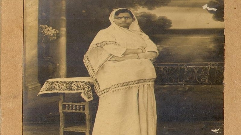 Subhadra Kumari Chauhan Special | कविता और कहानियों से कहीं ज्यादा है Subhadra  Kumari Chauhan का योगदान