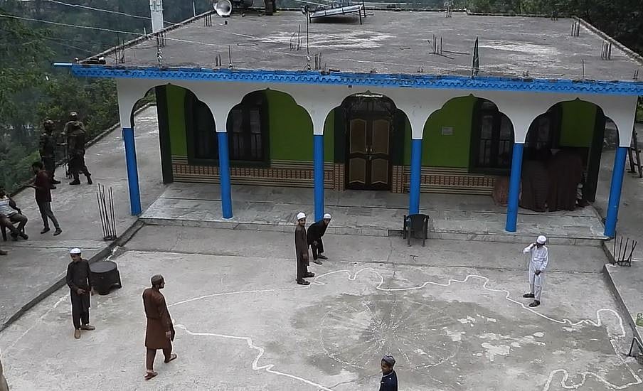 Madrasa History in India दुनिया का पहला मदरसा कहां खुला था? भारत में