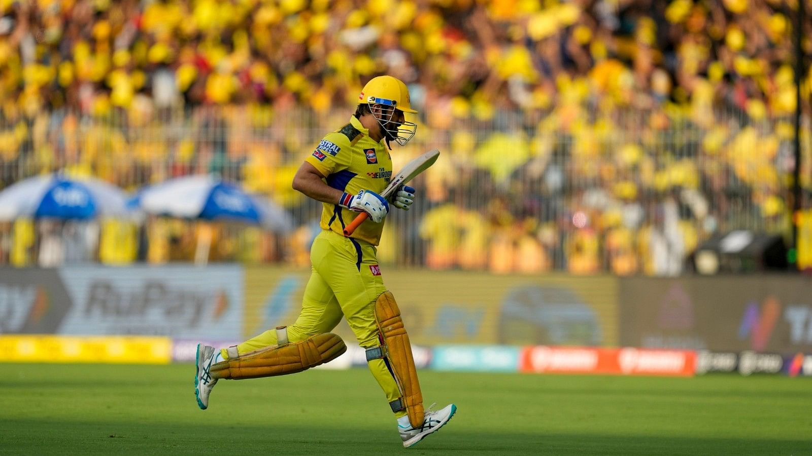 CSK Vs PBKS Match Photos | धोनी-धोनी की गूंज, फैंस का सैलाब, कॉनवे की ...