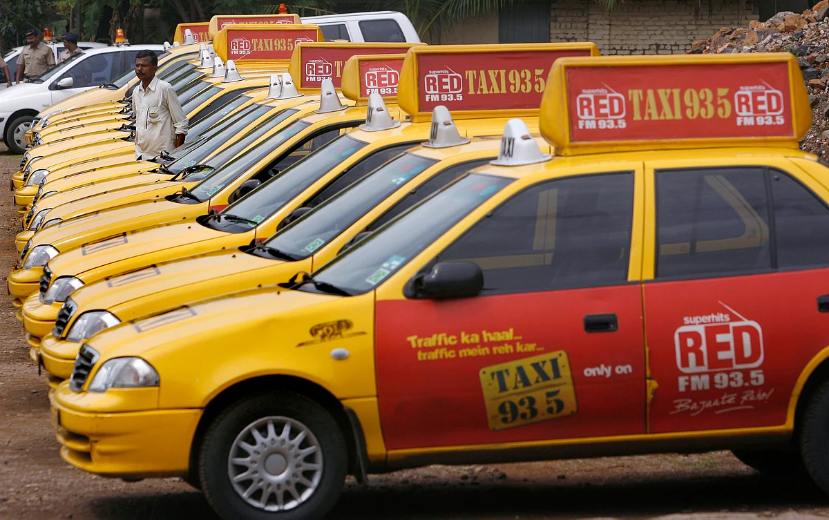 Private cabs in Mumbai. Photo: Reuters