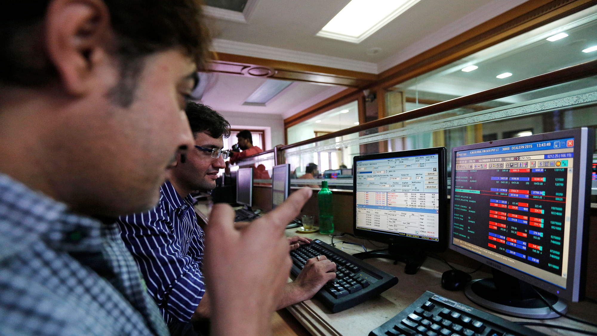 About 1,058 stocks declined and 726 shares advanced on the National Stock Exchange.