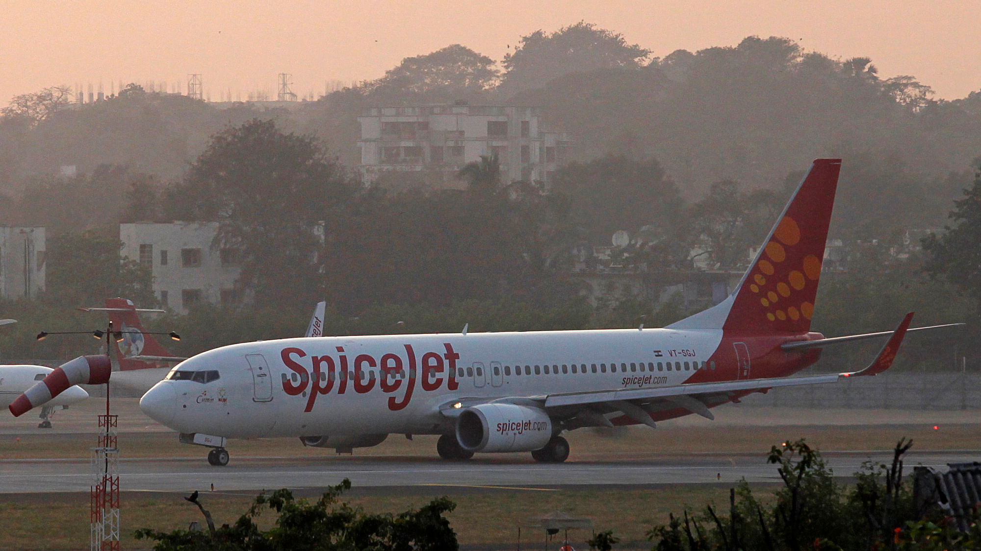 A SpiceJet Boeing 737-800 aircraft.