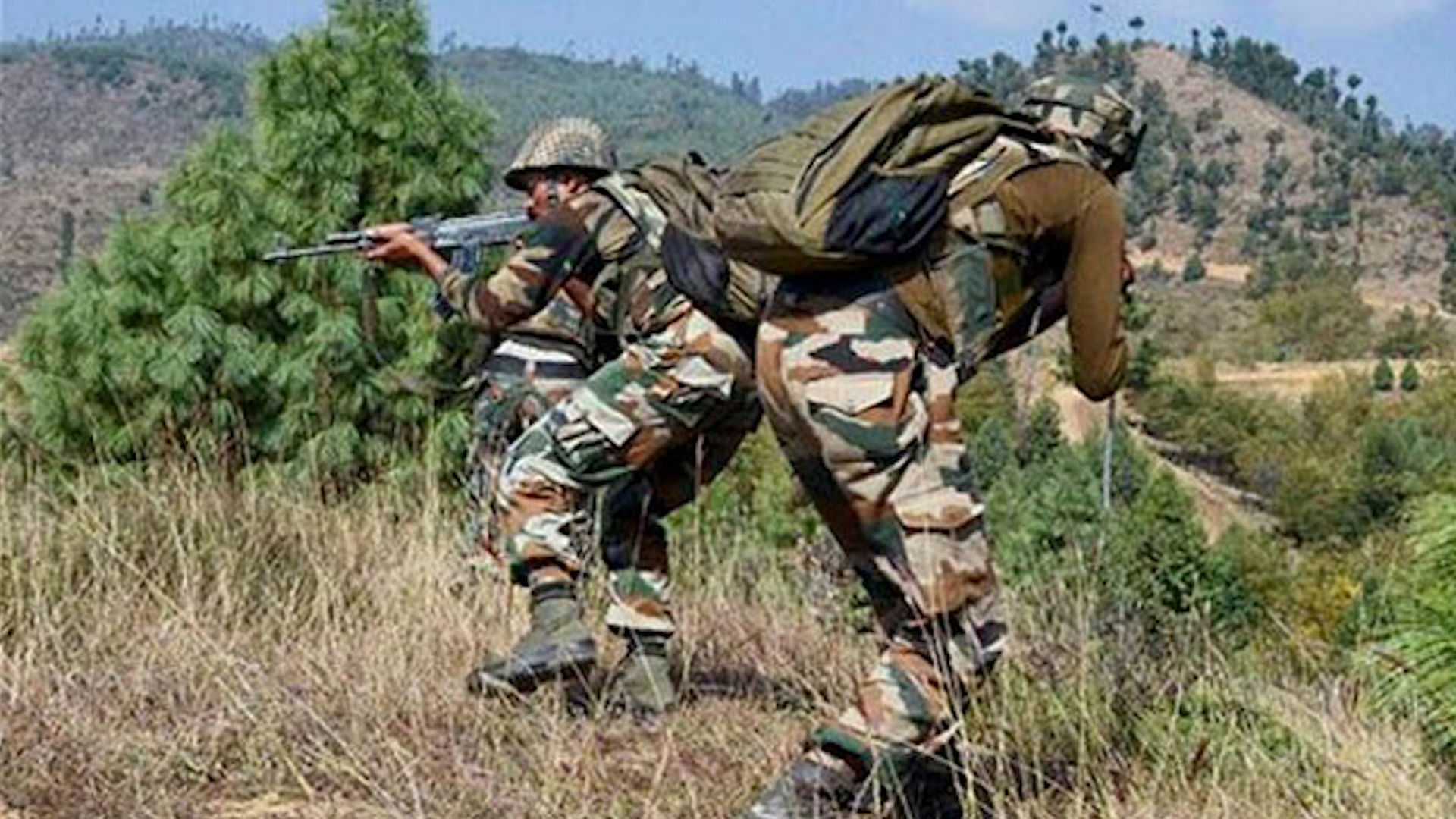 Indian Army personnel posted along the Line of Control in Jammu and Kashmir. Image used for representational purposes only.