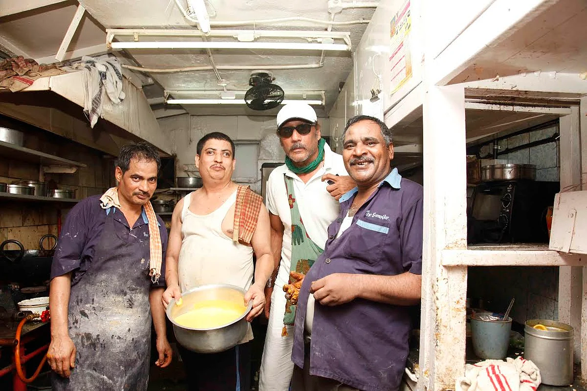 Jackie Shroff with the cooks at Cafe Samovar (Photo: Yogen Shah)