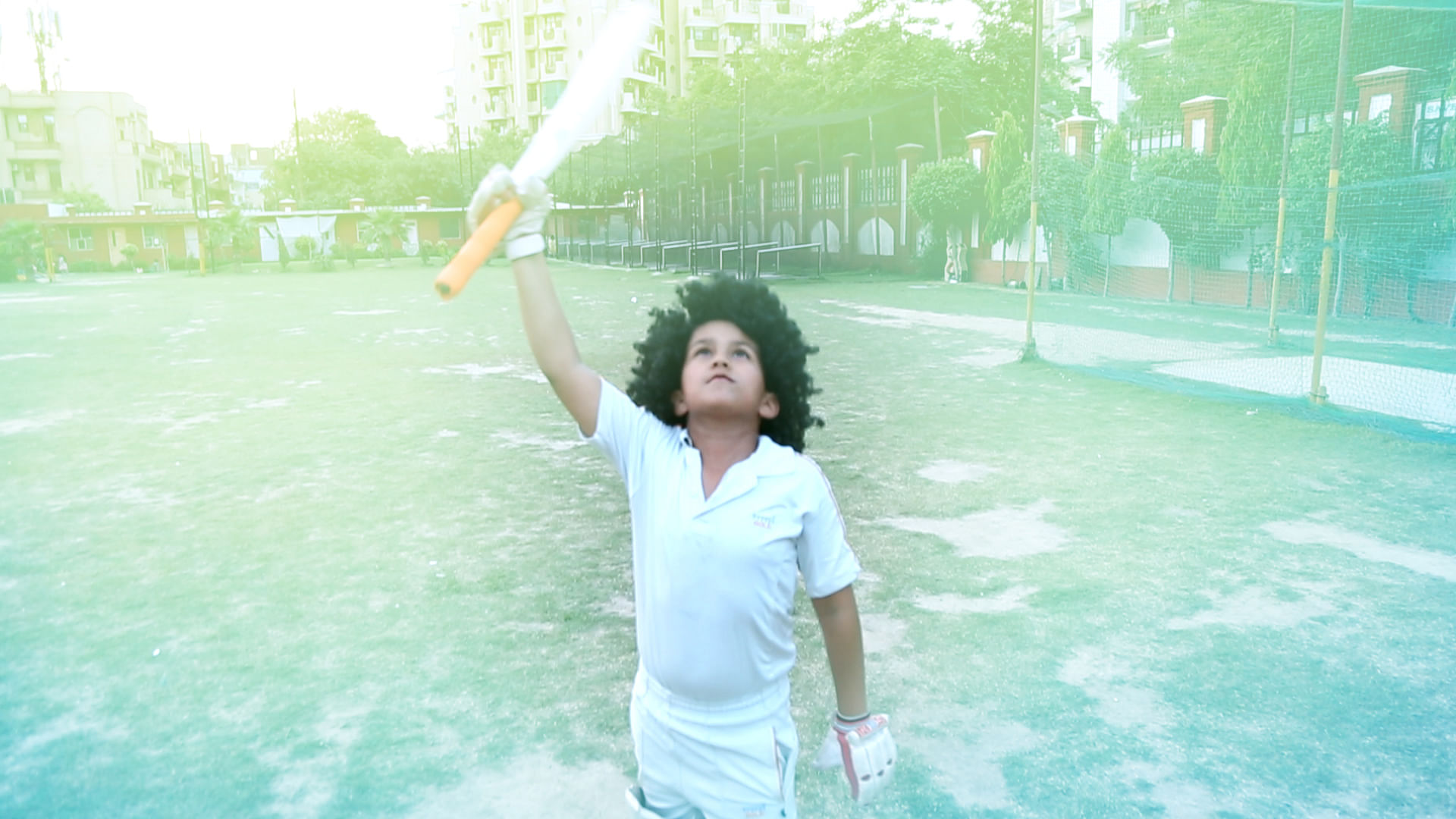 Adorable Video of the Day: Mini Master Blasters raise their bat to Sachin Tendulkar