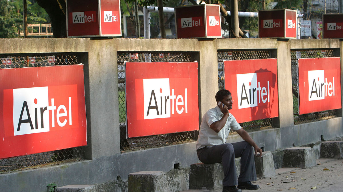 Reliance Jio’s entry could be a big threat to moneymakers at Airtel and Vodafone, but not right now. 