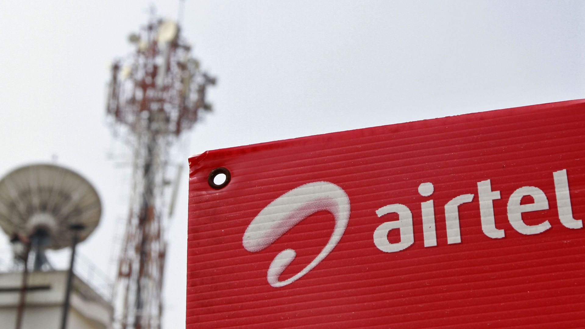 Airtel customers took to social media to express their grievances.&nbsp;
