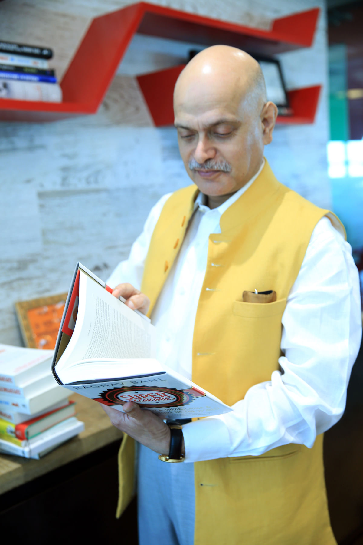 What
  changed after the collapse of Super Powers? Read about it in Raghav Bahl’s new book, SuperEconomies.