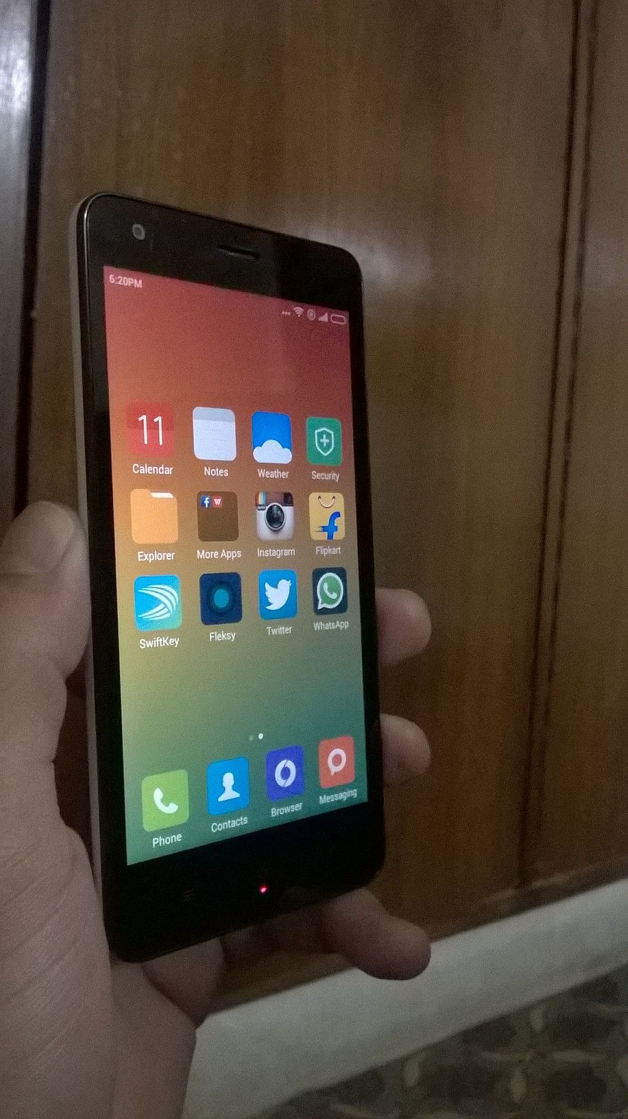 Planning to buy a budget smartphone? Redmi 2 is the best bet for under Rs 7,000.