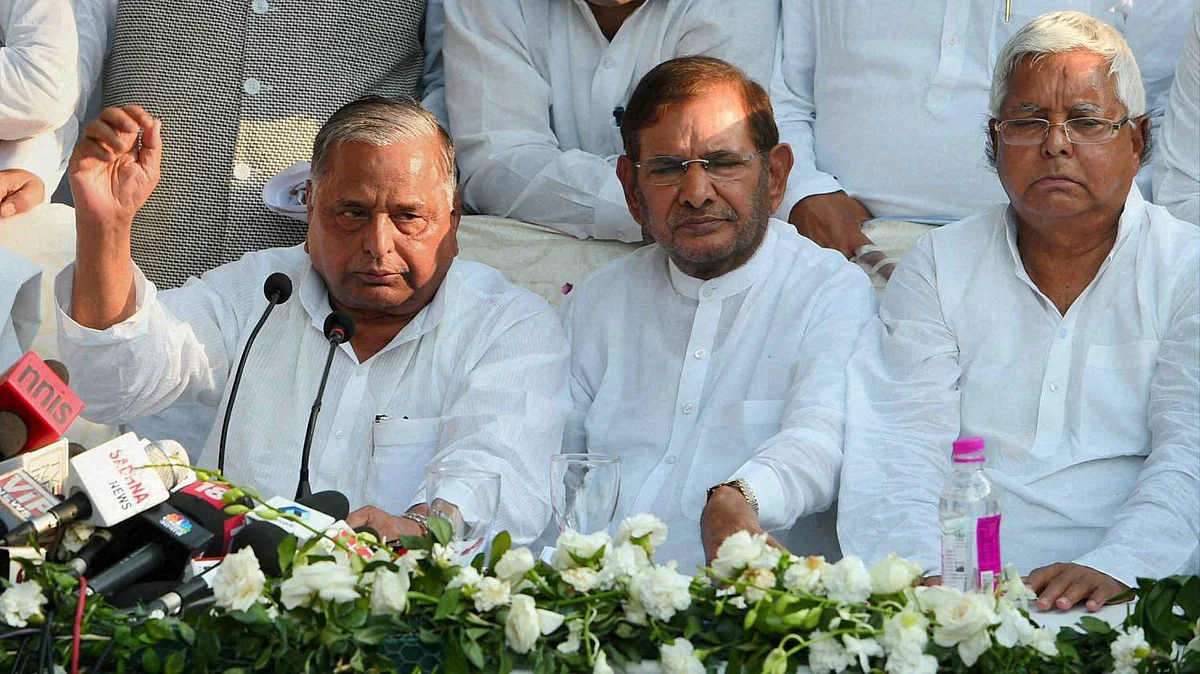 Merger of six parties from the erstwhile Janata Parivar announced. New formation under Mulayam Singh Yadav’s leadership to take on the BJP. (Photo:PTI) 
