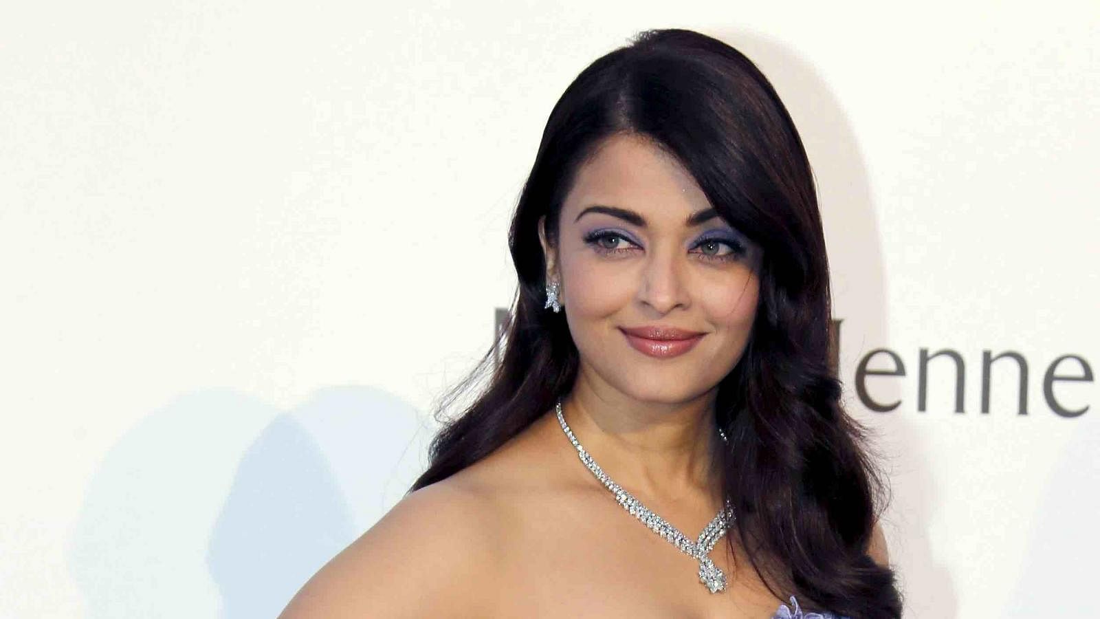Aishwarya Rai at the Cannes’15 amfAR Gala. (Photo: Reuters) 