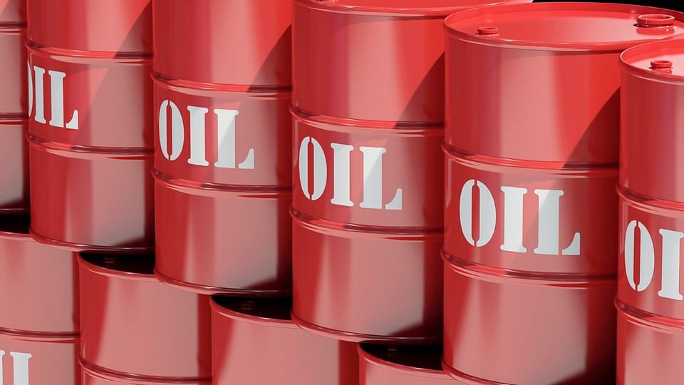 Every time that the oil prices plummet, they drag world stock lower. (Photo: iStockphoto)