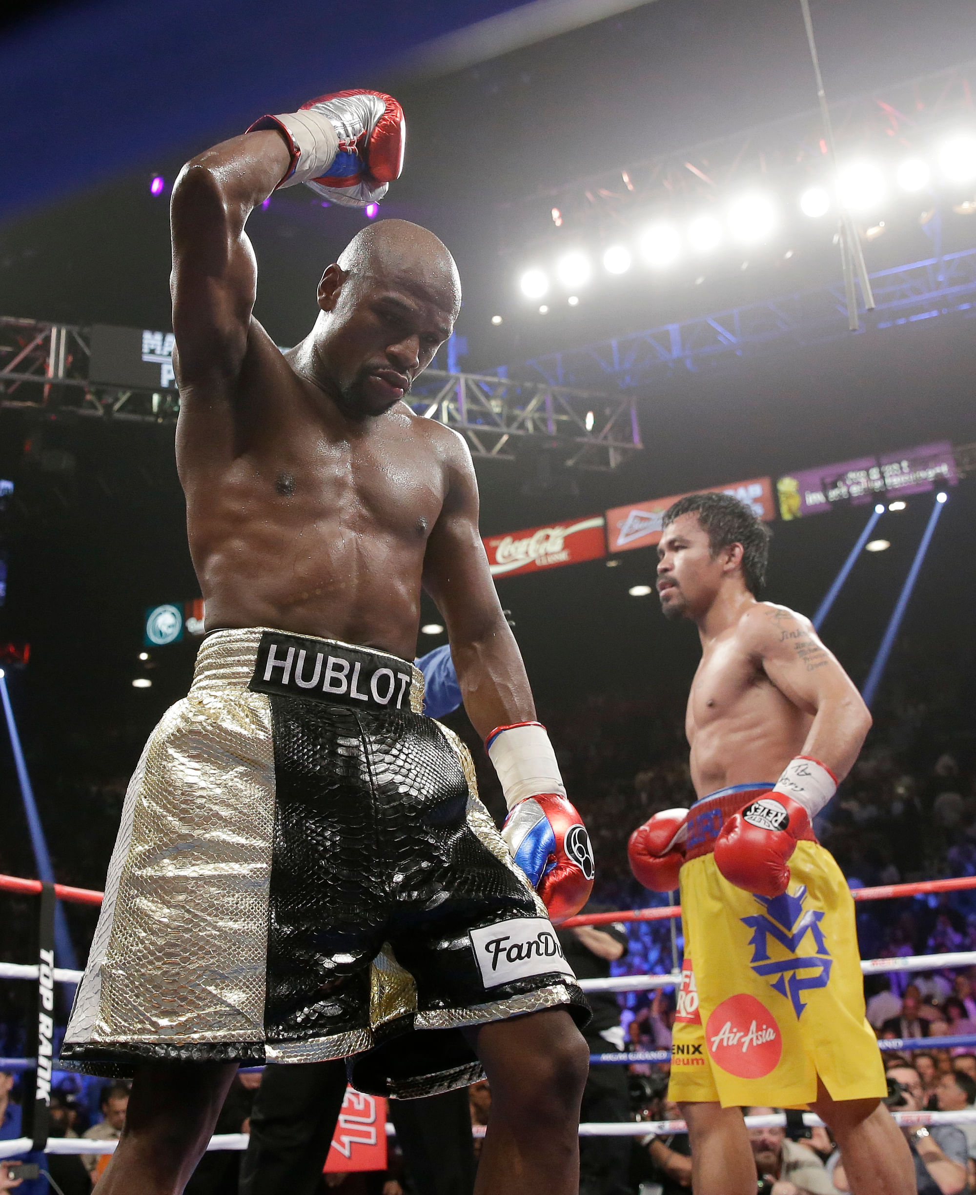 Floyd Mayweather vs Pacquiao Hublot  Floyd mayweather, Boxing quotes,  Boxing images