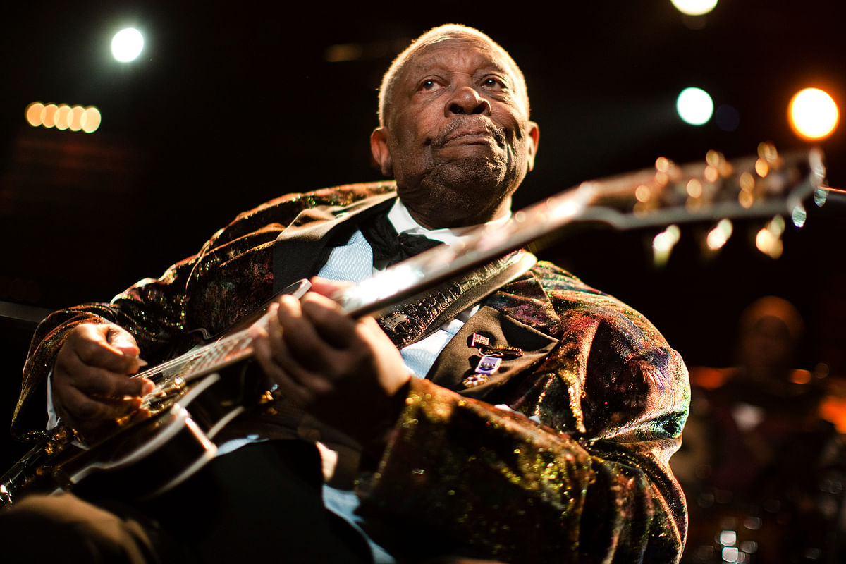 Remembering the blues legend BB King, here’s looking back at a video of President Obama jamming with the legend.  