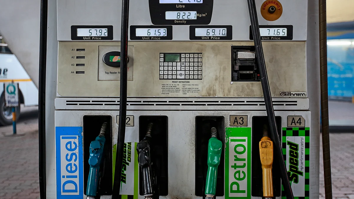 Even if crude oil prices fall or go up there is no real loss or gain to the exchequer, even if the retail prices of these two transport fuels are altered. (Photo: Reuters)