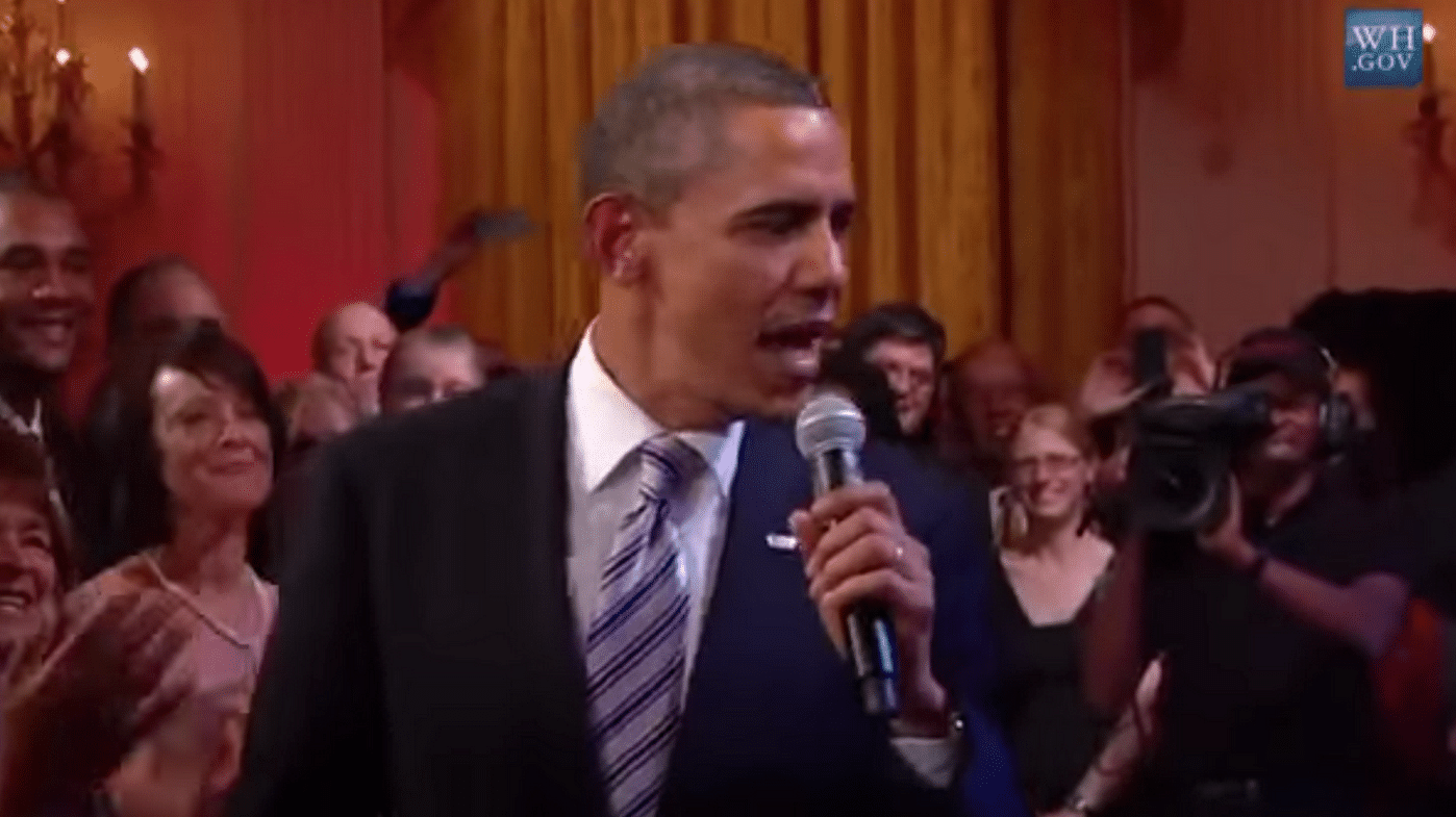 President Barack Obama jams with Mick Jagger, Jeff Beck and BB King (Photo: Youtube/<a href="https://www.youtube.com/channel/UC1eRV0sCHYWtlOqyZOfsV3w">ListitudeMusic</a>)