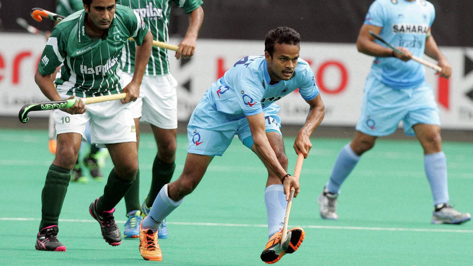  India’s Upadhyay Lalit vies for the ball  during the mens Hockey World League semi-finals against Pakistan. (Photo: PTI)