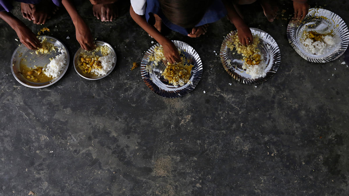 Over 50,000 Children Not Served Mid-Day Meals in Punjab: CAG 