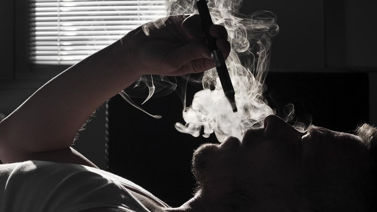  The Truth About  E-Cigarettes