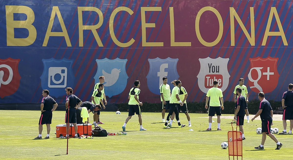 Barcelona’s players attend a training session during the media Barcelona Open Day in Spain June 2, 2015, ahead of the Champions League final against Juventus on June 6. 