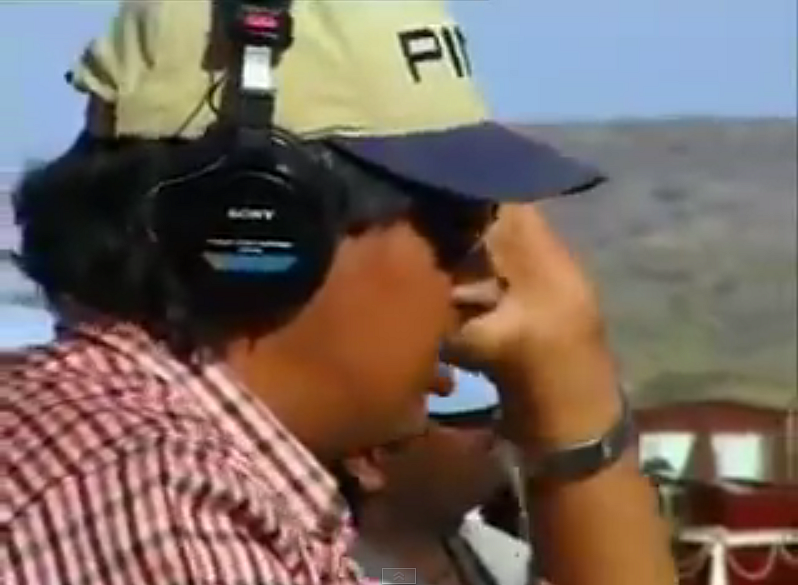 The film’s sound recordist is hard at work in this scene from the making of Lagaan (Photo: <a href="https://www.youtube.com/watch?v=ZY1zR4qUrc8">YouTube/Ideatingfreak</a>)