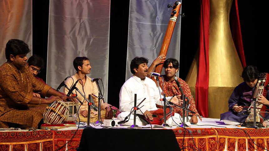 Ustaad Rashid Khan at a concert. (Courtesy: <a href="https://www.facebook.com/pages/Ustaad-Rashid-Khan/92568358276">Ustaad Rashid Khan’s Facebook page</a>)