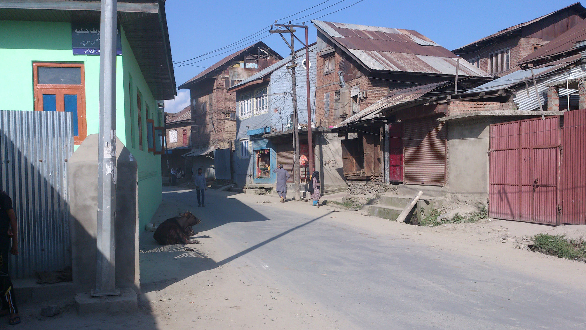 An empty street in Sopore. (Photo: Jehangir Ali)