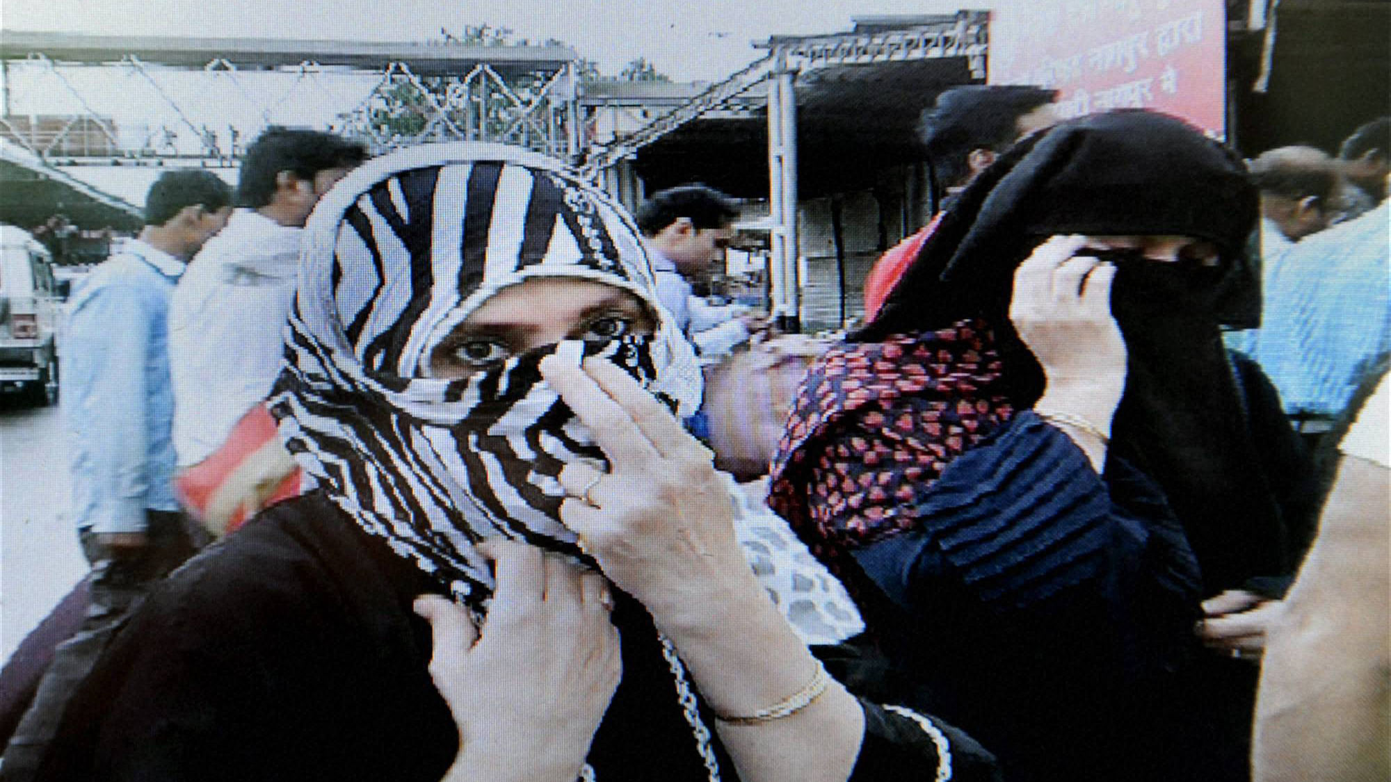 

Wife Raheen Memon along with a family member arrives in Nagpur to meet with her husband Yakub Memon. (Photo: PTI)