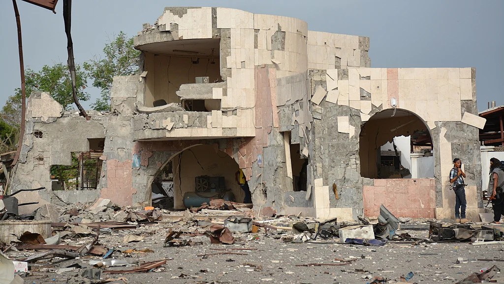 Relentless bombings by Saudis have razed the cities in Yemen but could not break there will. (Photo: AP)