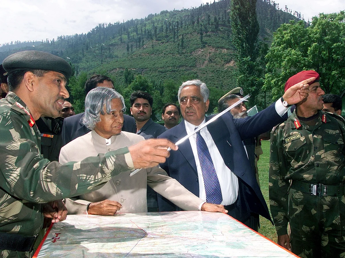 File picture of Dr APJ Kalam with army officers somewhere in Jammu and Kashmir. (Photo: Reuters)