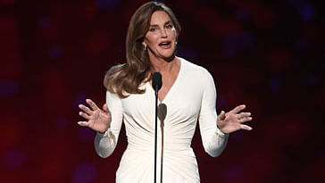 Caitlyn Jenner accepts the Arthur Ashe award for courage at the ESPY Awards at the Microsoft Theater. (Photo: AP)