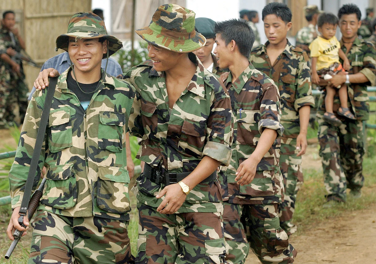 Naga rebels celebrate the unilateral day of independence (Photo: Reuters)